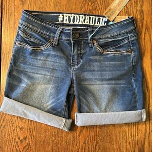 NWT Hydraulic Low Rise Blue Jeans Shorts, Size 5/6